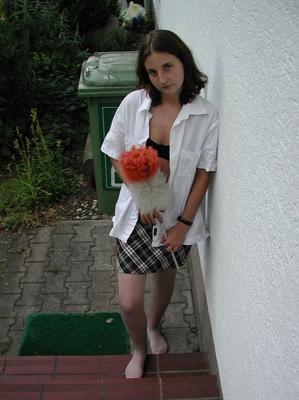 Janette german teen in pantyhose (Putzfrau)