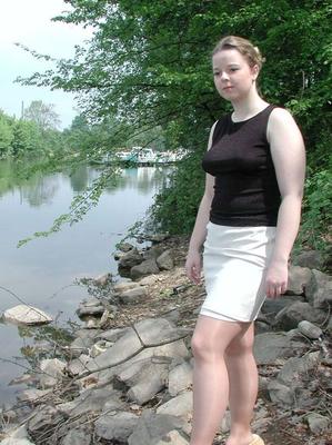 Katrin german teen in pantyhose (Fluss)