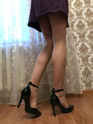 New heels & tan nylon