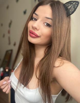 Andreea Elena a naughty Romanian