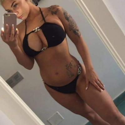 Chloe grossa e carnuda CHAV BEAST, esta adolescente está pronta para um gang bang