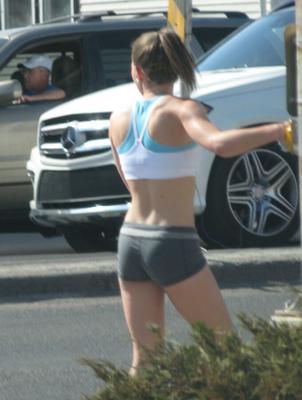 Tight Spandex Shorts Runner