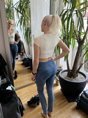 jeans