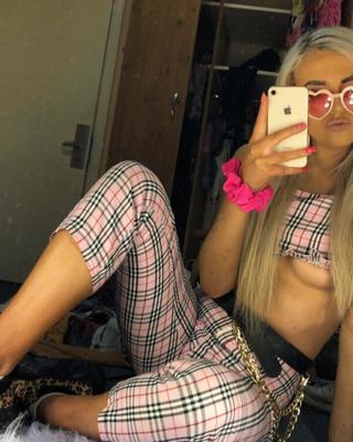 Orlaith - Fuckable hypersexualized Chav - Chavs