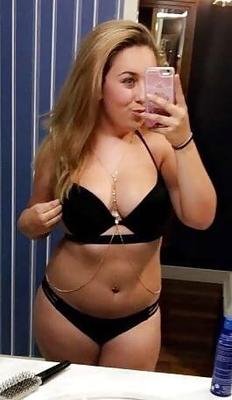 Puta adolescente bri con buenas tetas grandes