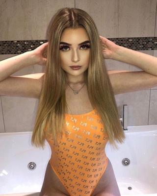 Insolent Chav Trash Chelsea! SLAG! TITS! ABUSE! COMMENTS!