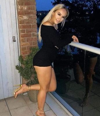 Chav slags always dress like sluts for attention