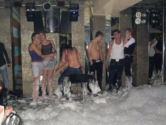 FOAM PARTY