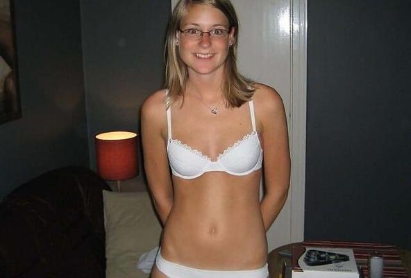 Pretty amateur blonde GF with cute perfect titties