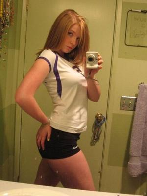 Amateur redhead legal teen selfshot