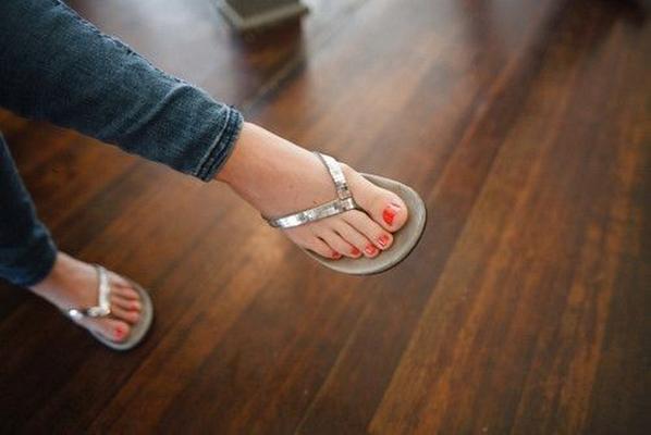 Flip-Flops und Sandalen-I