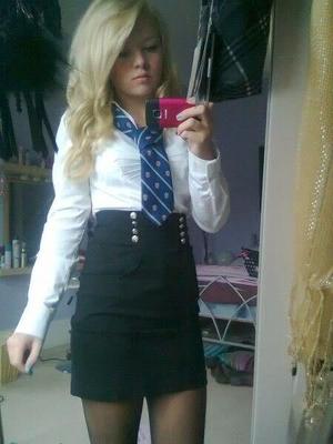 SchoolGirl - Bryony