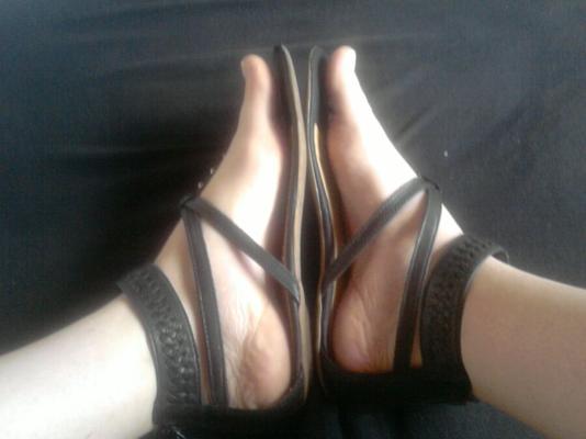 J  Y.O. sweaty feet soles in her mom worn black sandals