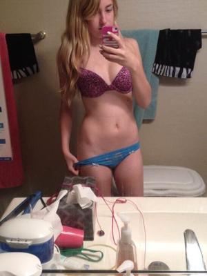 Bathroom Blond Amateur