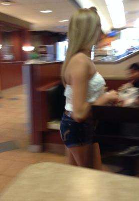 Secret Pics of young blonde teen girls in shorts - NN