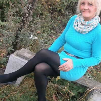 Lilia - polish mature (with granddaughters) in pantyhose