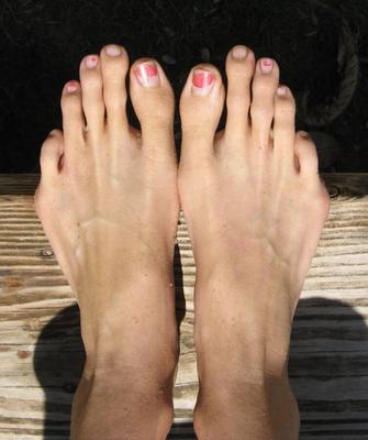 I Love Long Toes