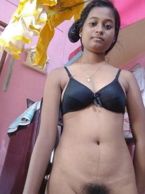 India adolescente desnuda selfie