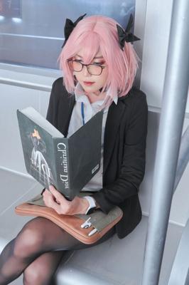 AMAZING FEMBOY VELVET-CHANN - ASTOLFO SECRETARY