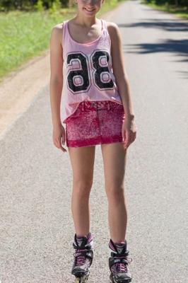 Teen Faina Bona Goes Rollerblading