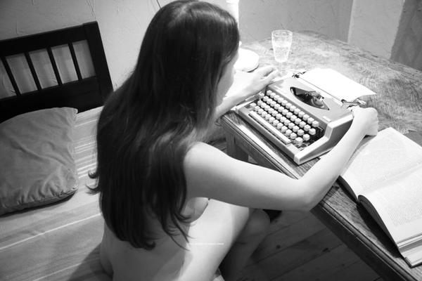 NIR_2024.06.18.Lilia.2.Typewriter