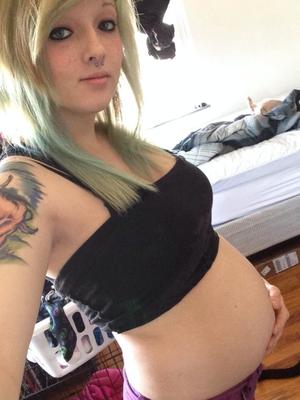 Preggo Punk Chicks Selfies