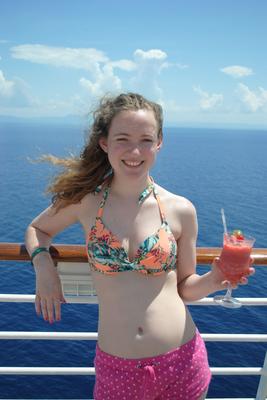 AMATEUR-BIKINI-JUGENDLICHE