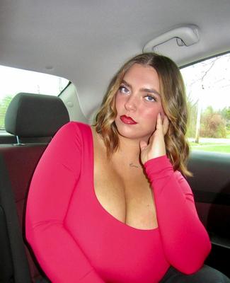 Sierrra Huge Boobs Curvy Gorgeous Instagram Girl Mixed Shots