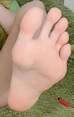 Feet Female Teen 